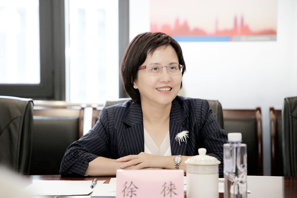 上海市药品监管局党组书记局长徐徕带队调研上海药品审评核查中心